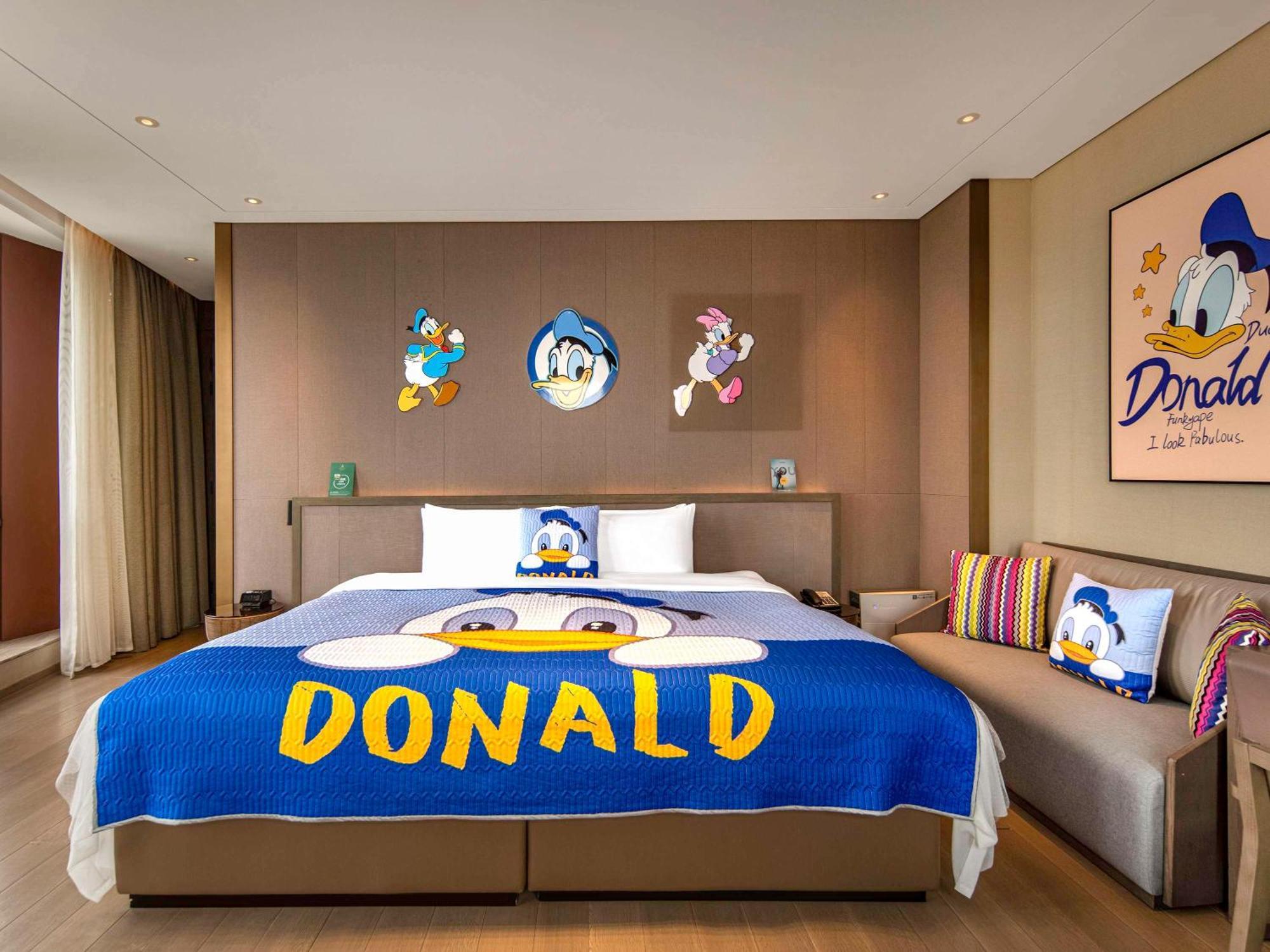 Novotel Shanghai Clover Экстерьер фото